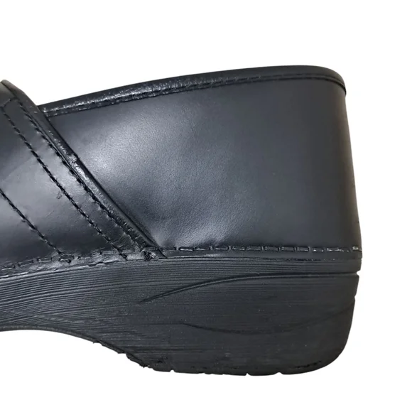 Dansko Black Professional Slip-On Clogs Size 40 Wide EU - Picture 8 of 16